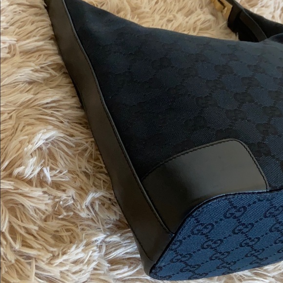 Auth Gucci Small Black Monogram Canvas Clasp Hobo - Picture 3 of 11